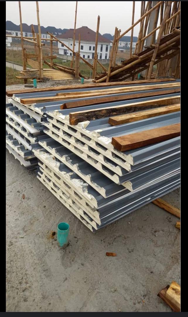 Insulated Long Span Roof